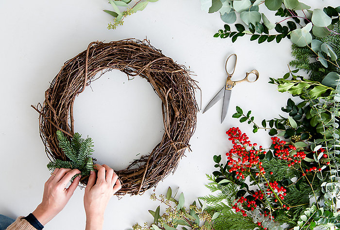 12.02.2022 Holiday Wreath Workshop